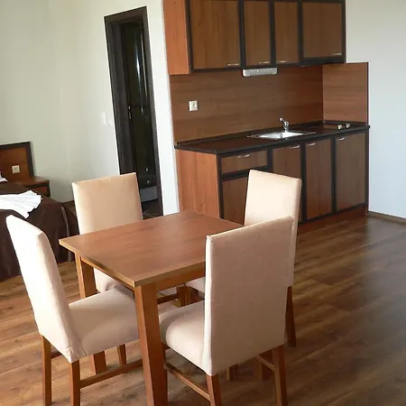 Madara Club And Spa 3* Kosharitsa