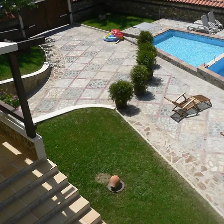 Madara Club And Spa Hotel 3*