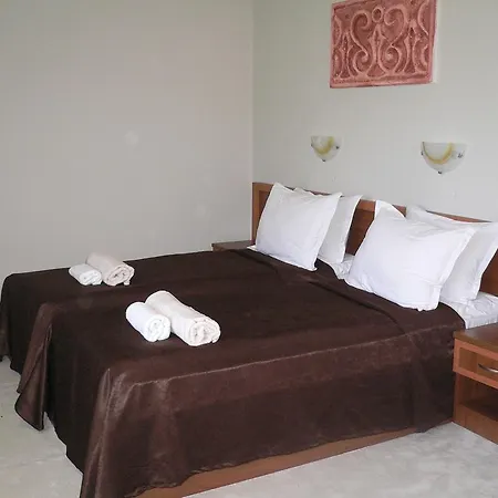 Hotell Madara Club And