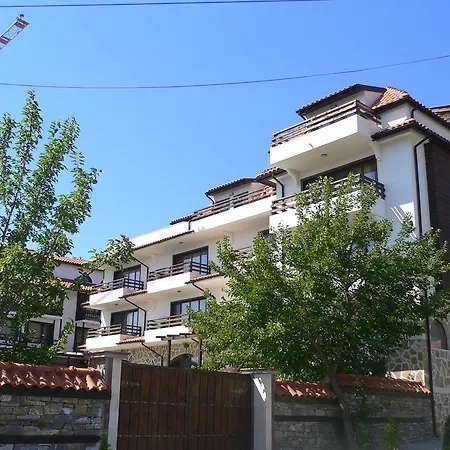 Hotel Madara Club And Spa Kosharitsa